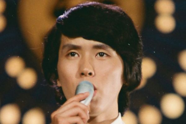 三善英史