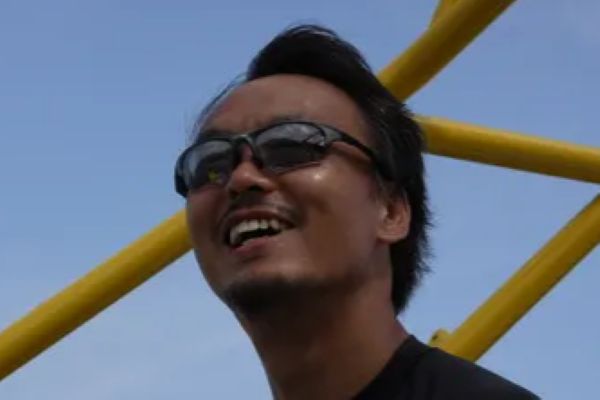 大原千鶴の夫