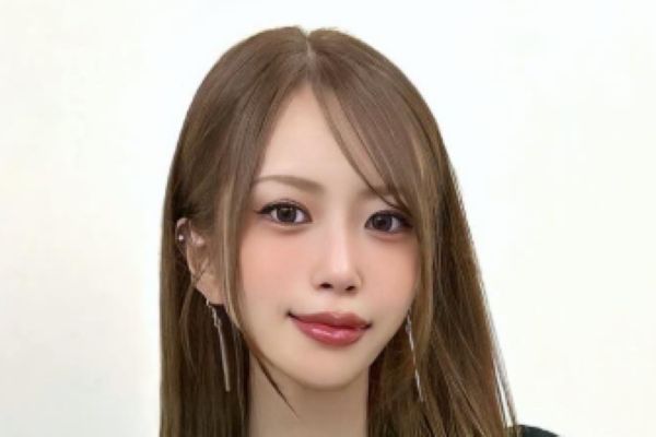 央川かこ