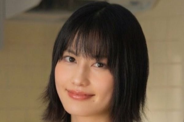 橋本愛